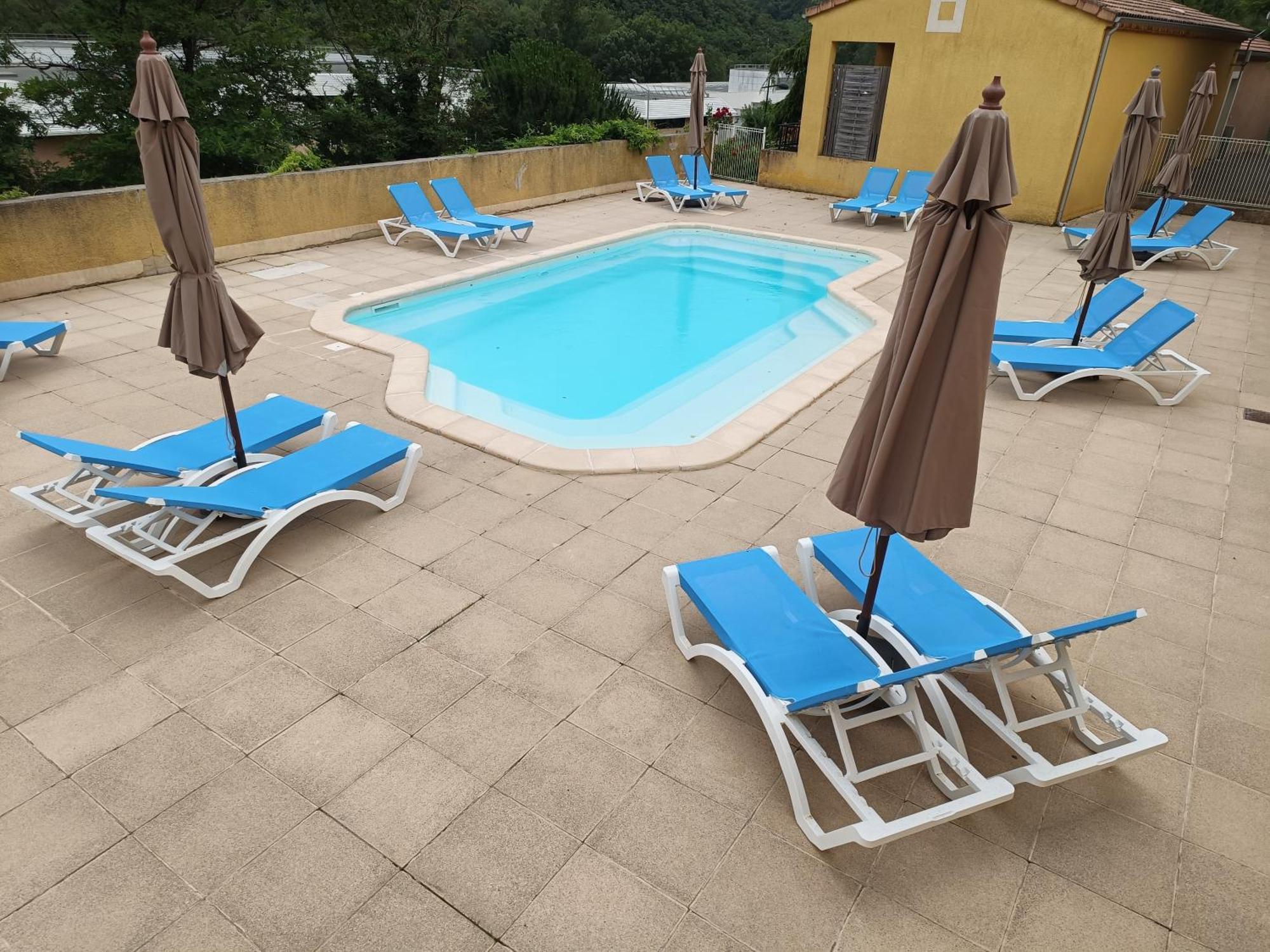 Appartement T2 - Pmr A 750 Metres De La Station Thermale D'Avene Exterior foto